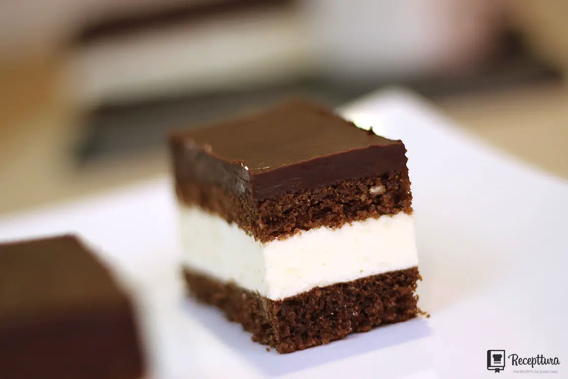 Ovo je kolač za ljubitelje vanilije i čokolade.